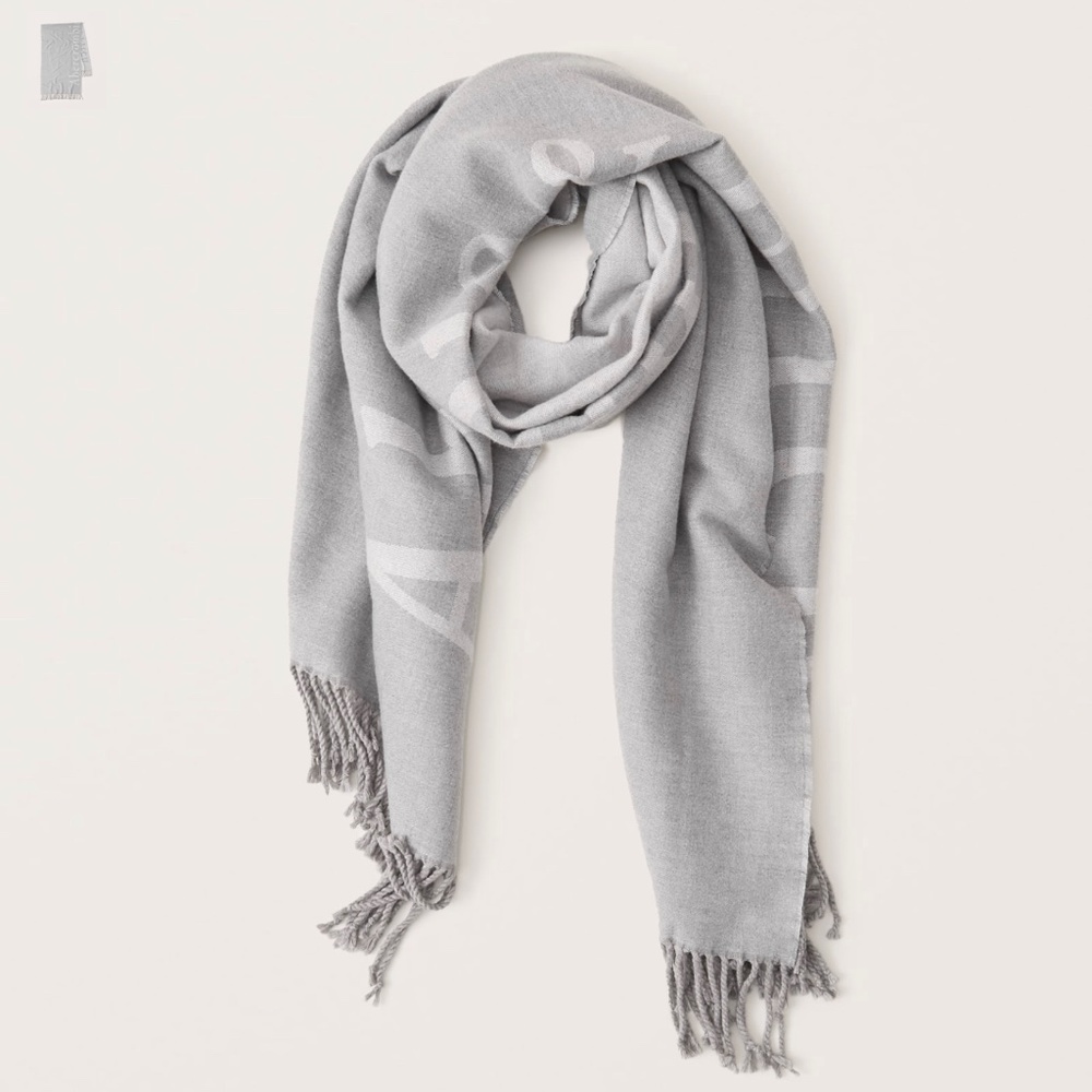 Abercrombie Logo scarf